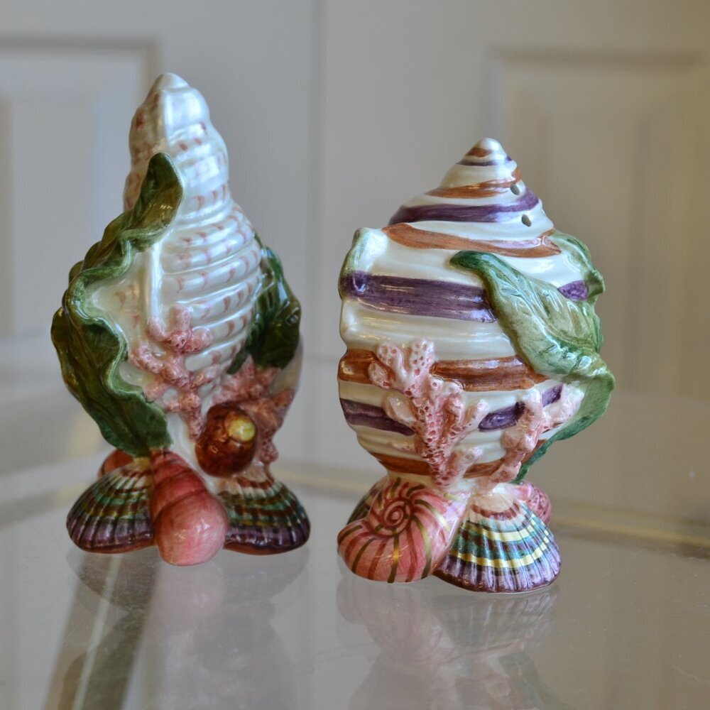 Fitz & Floyd Seashell salt & pepper shakers
